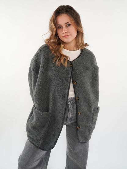 Rosie - Cozy Oversized Anthracite Teddy Jacket